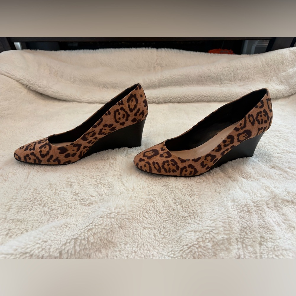 Leopard Print Women's Dress Wedges - Tan and Black - Picture 2 of 5